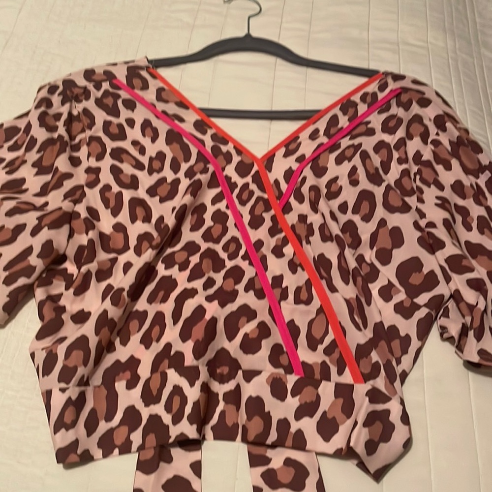 Animal print crop top